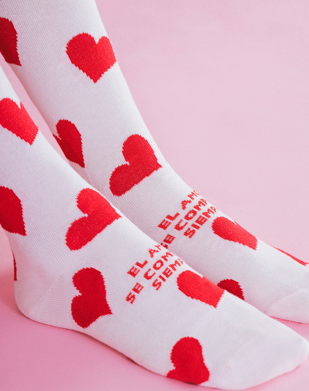 Medias unisex largas rosadas corazones + empaque