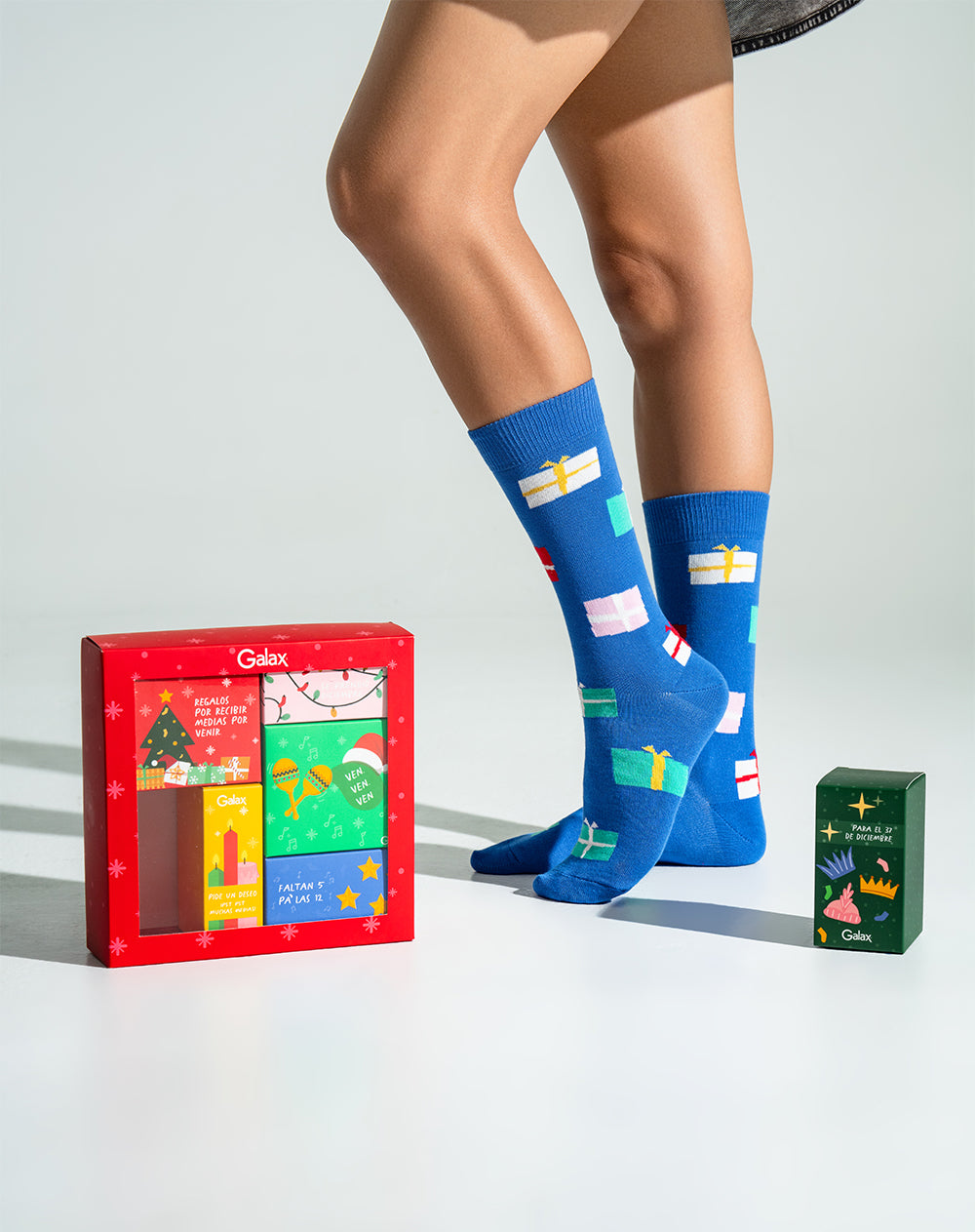 Medias  unisex largas empaquque especial navidad x 6unds surtidas