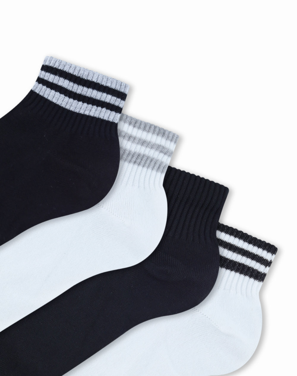 4 pares de medias cortas surtido