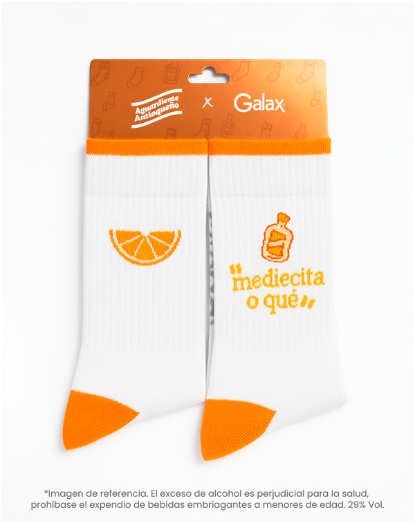 Medias cortas blancas dibujo