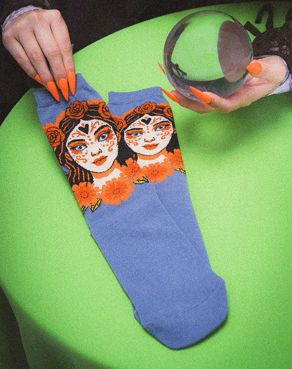 Medias mujer largas moradas dibujo | 9-11