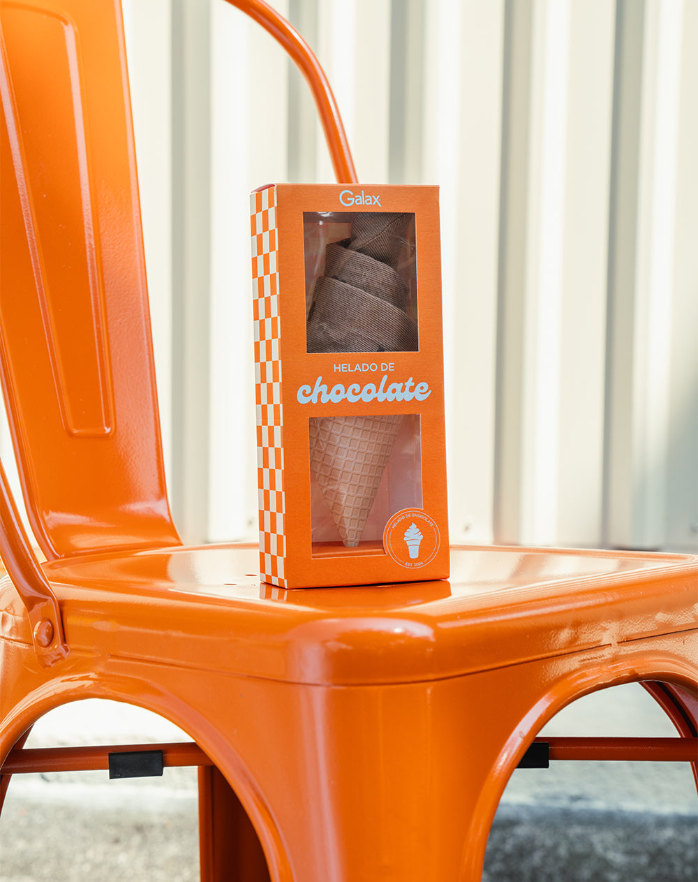 Medias  unisex largas empaque especial cafés chips de chocolate