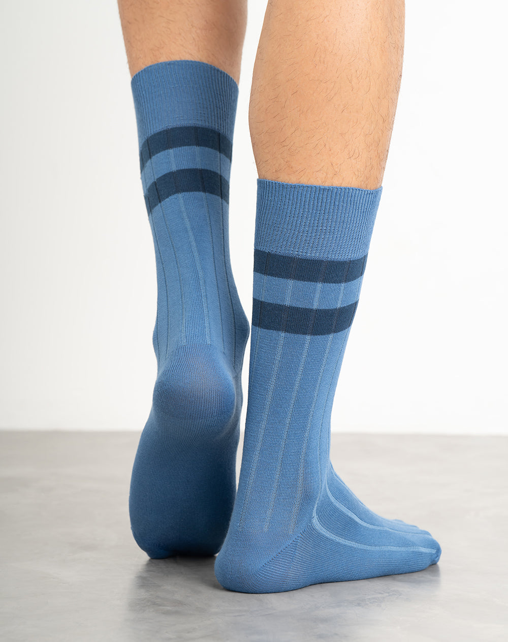 Medias para hombre largas azules acanaladas