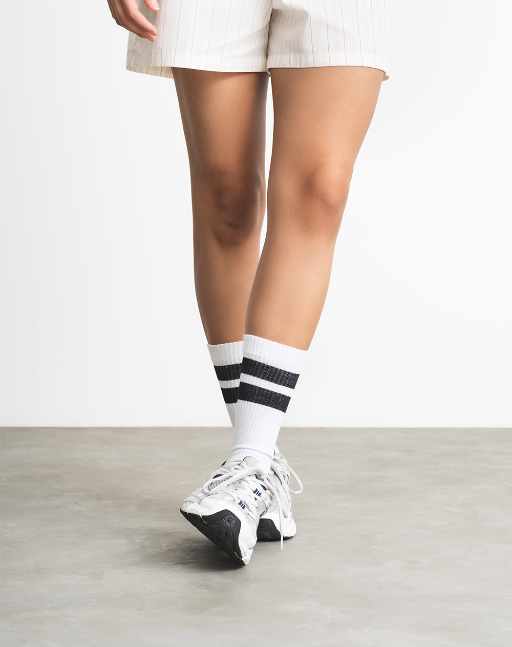 Medias para mujer largas  blancas con rayas