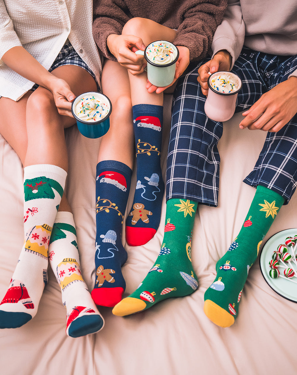 Medias unisex largas pack x3 navidad + empaque